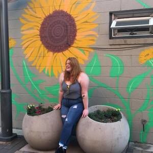 Meet your Posher, Danielle